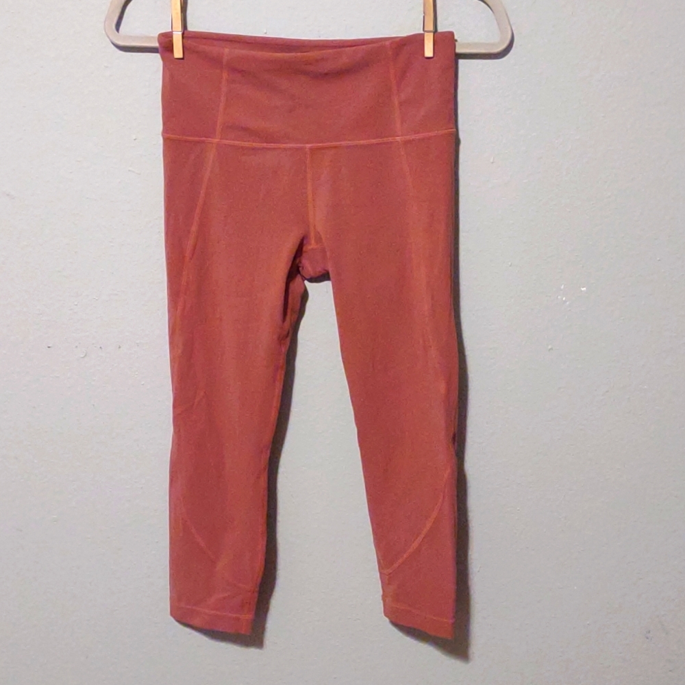 Athleta Capri Leggings